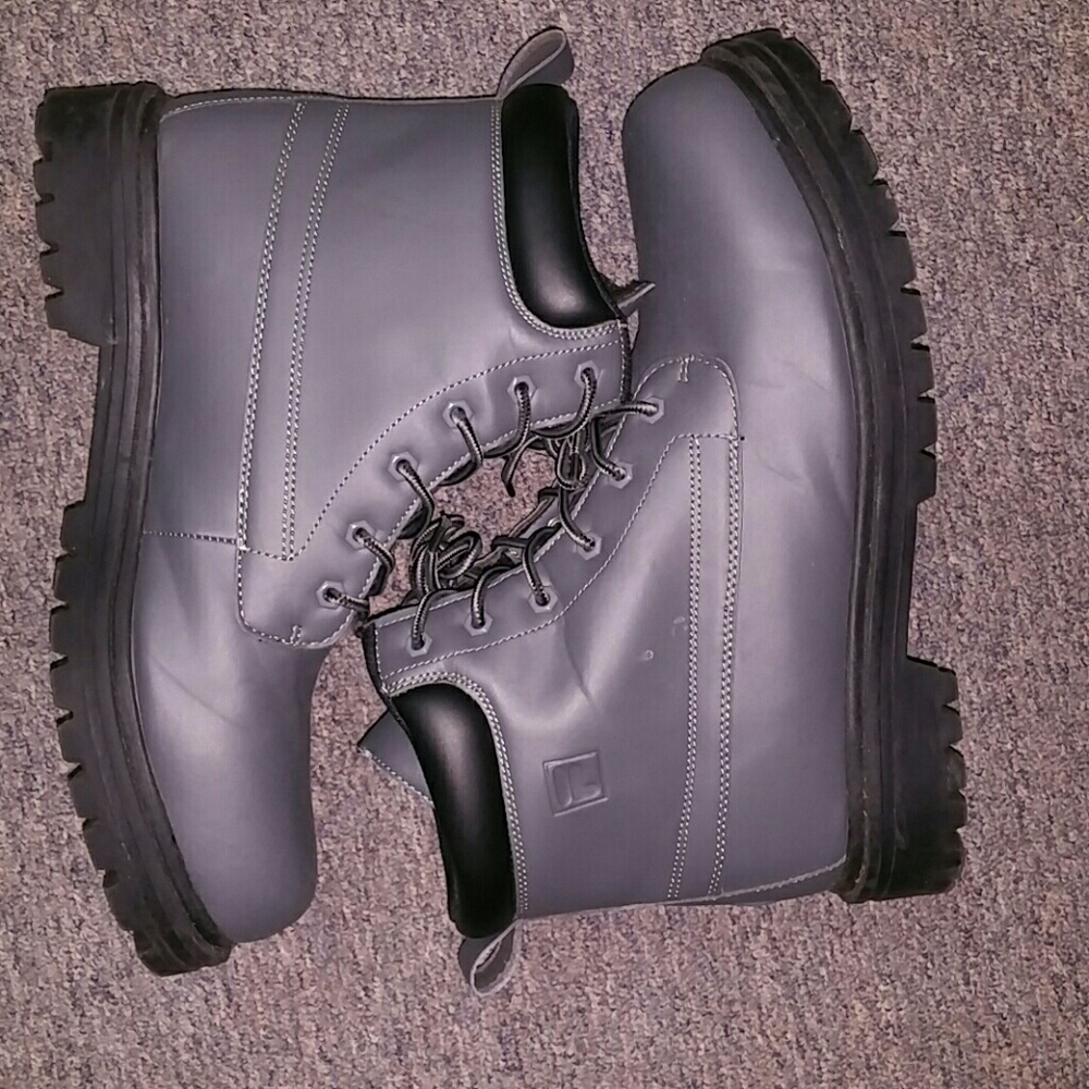 Fila Boots 13 US size